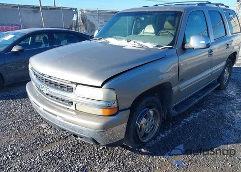 2001 Chevrolet Tahoe Lt z USA, uszkodzony, nr VIN 1GNEC13T71R119421